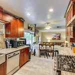Anaheim Home With Pool, 14 Mi To Disneyland!