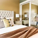 The 3Br-2Ba Extended Stay Oasis In Anaheim