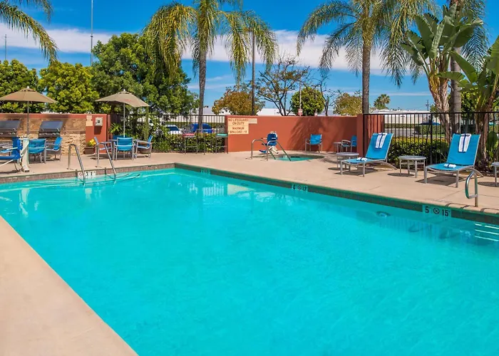 Towneplace Suites By Marriott Anaheim Maingate Near Angel Stadium