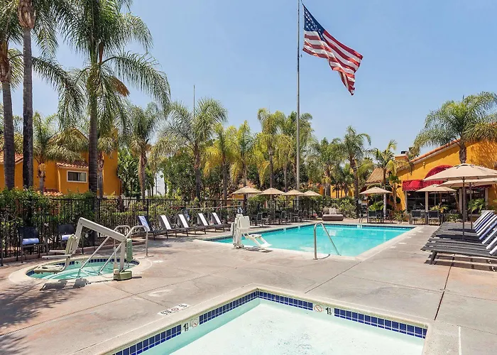 Clementine Hotel & Suites Anaheim