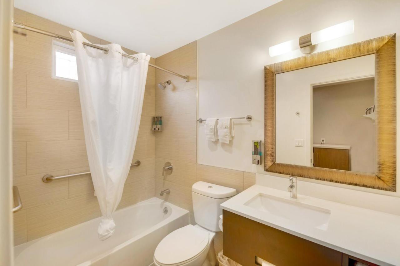 414 Hotel