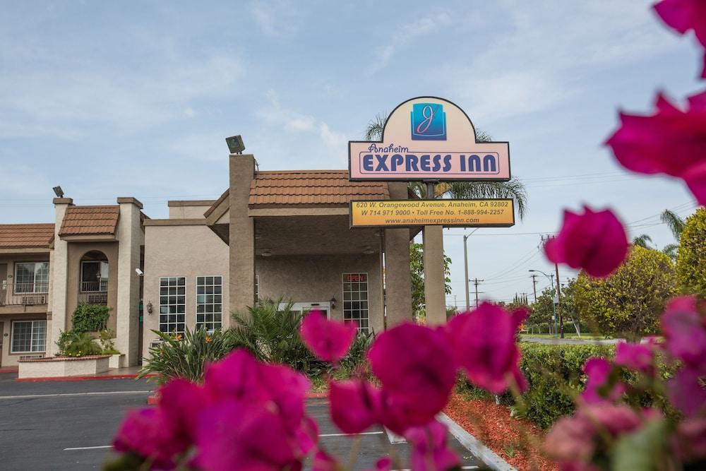 Hotel Queens