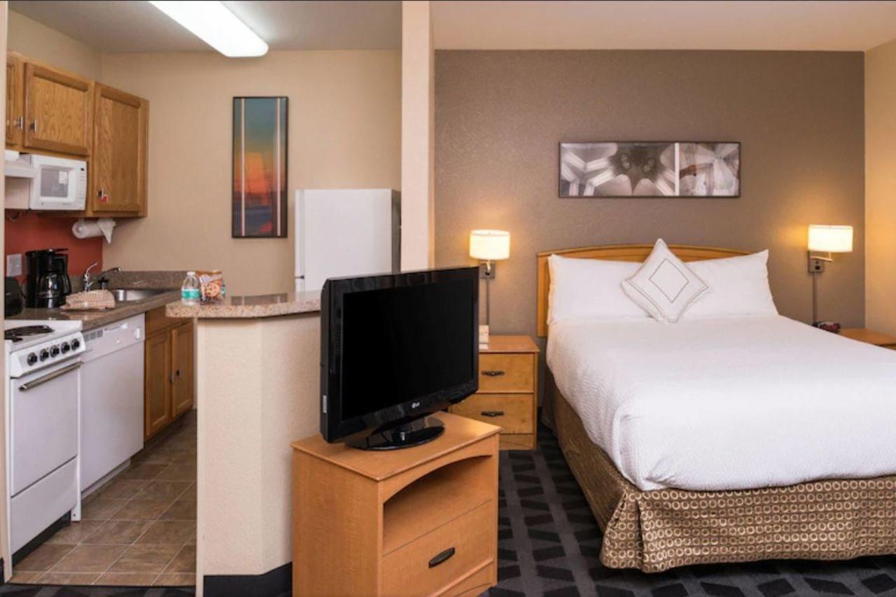 Hotel Towneplace By Marriott Maingate Near Angel Stadium