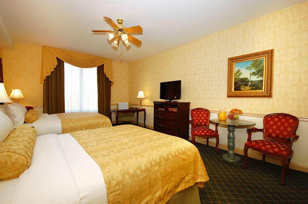 Hotel Ayres Anaheim