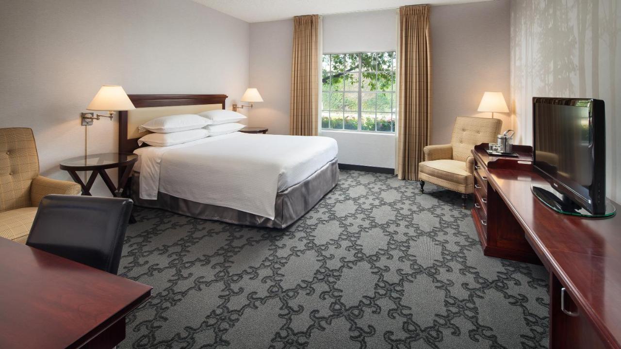 Majestic Garden 3*
