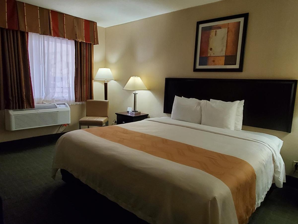 Hotel Quality & At The Park Anaheim