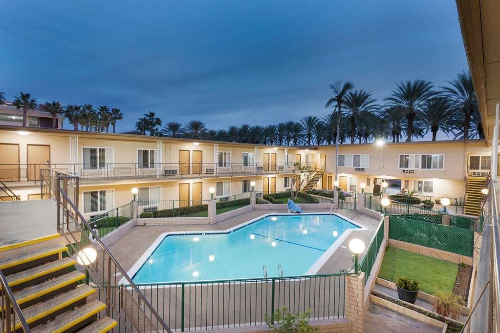 Americas Value & 2* Anaheim