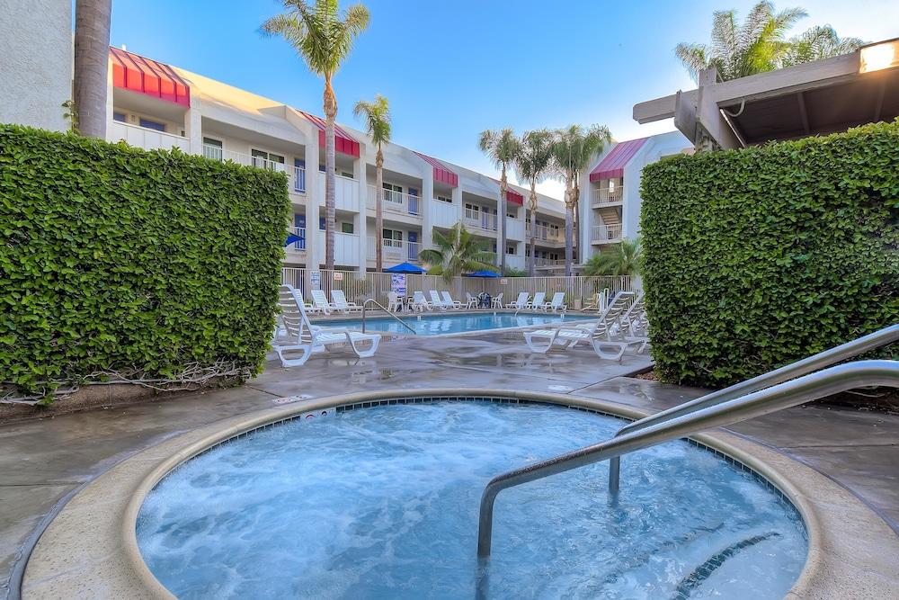6-anaheim, Ca - Maingate 2* Anaheim