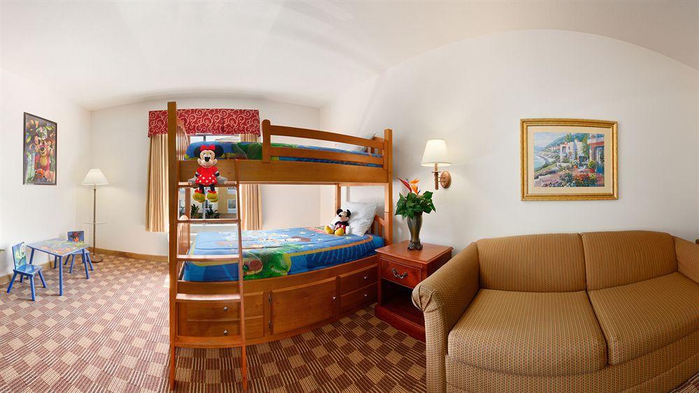 Cortona And Hotel