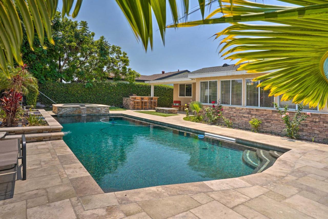 Quiet With Pool, 5 Mi To Disney! Holiday home *
