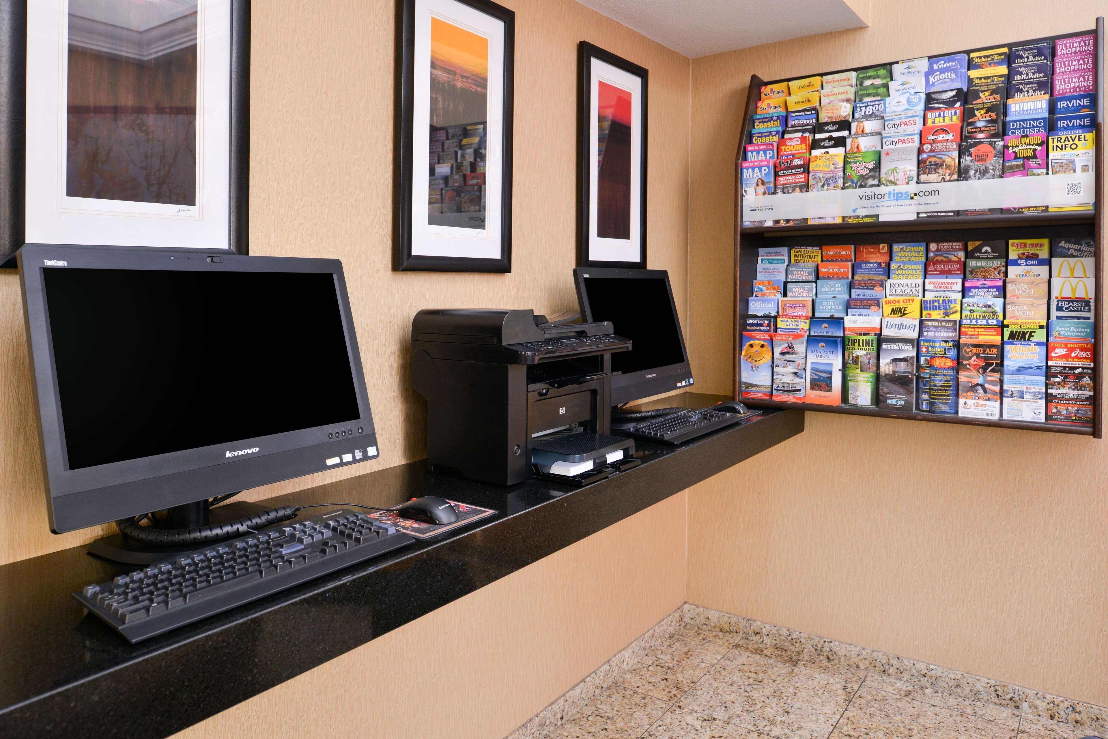 Hotel Western Raffles &