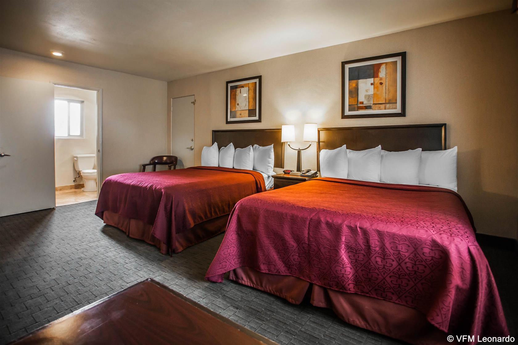 Hotel Quality & At The Park Anaheim