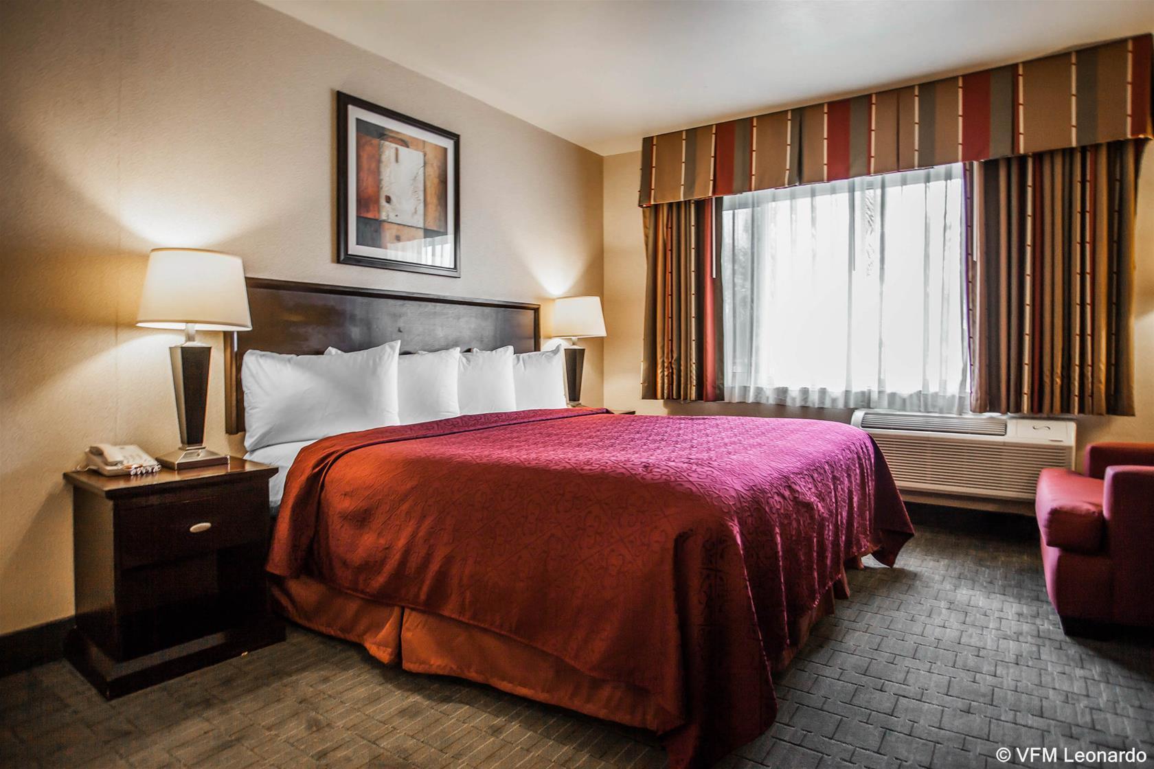 Hotel Quality & At The Park Anaheim