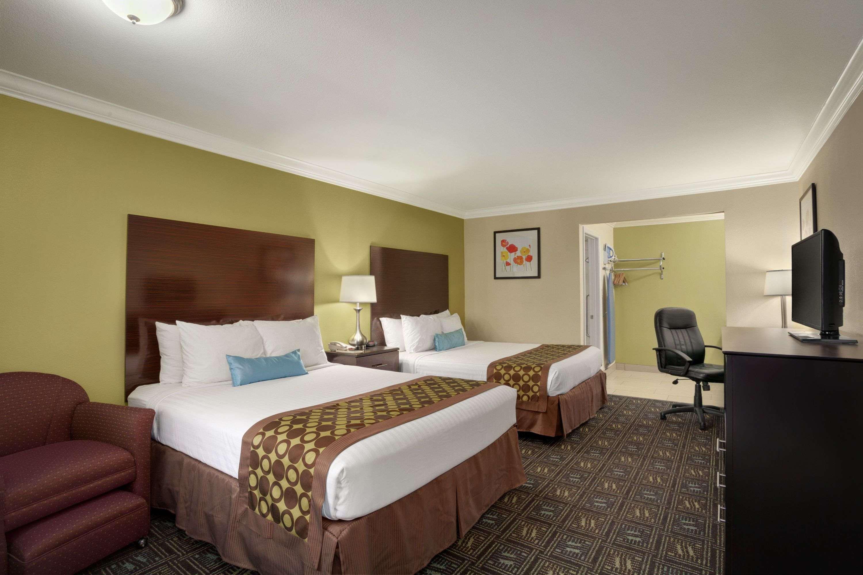 Solara And Hotel
