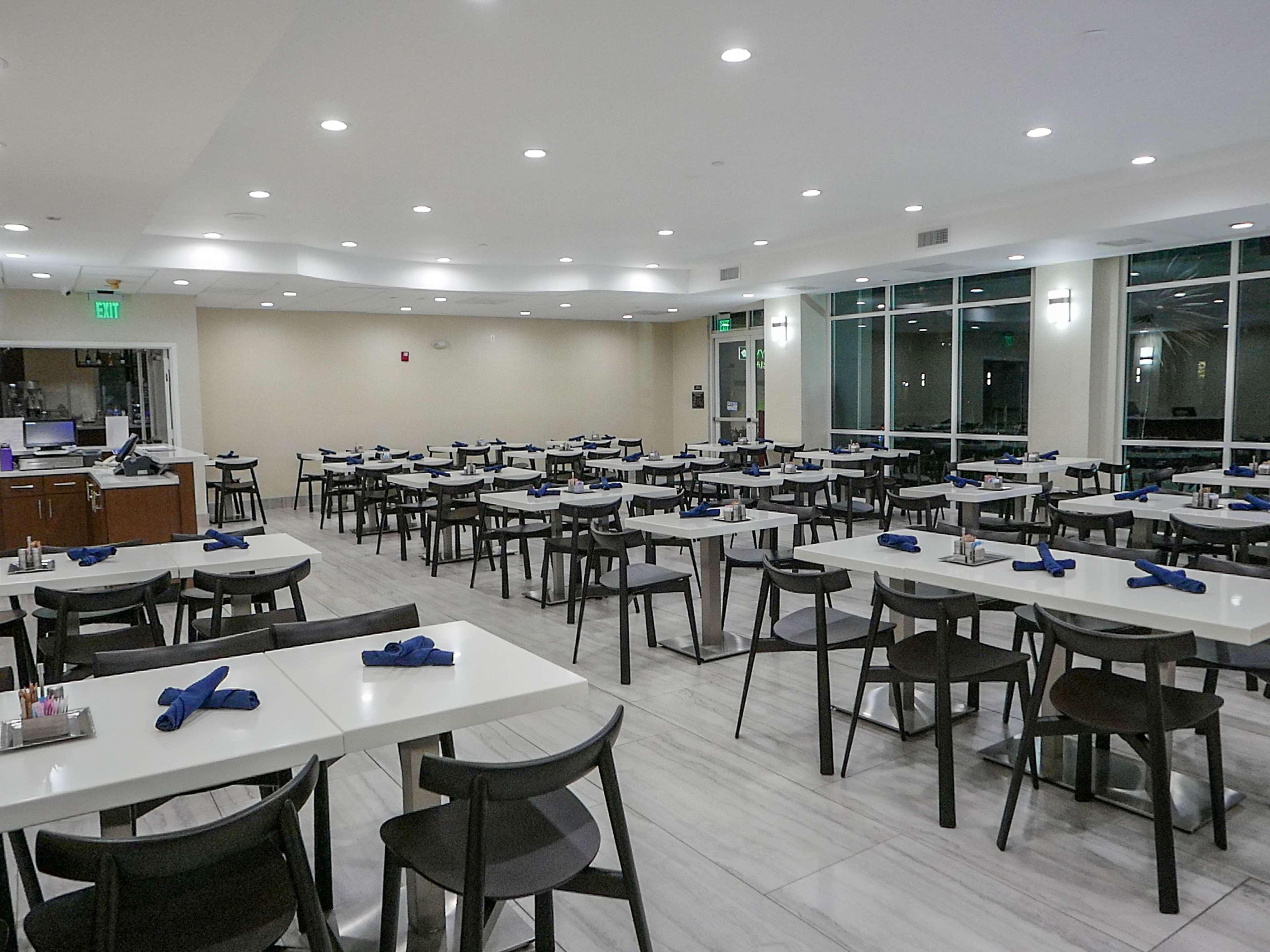 Wyndham Hotel