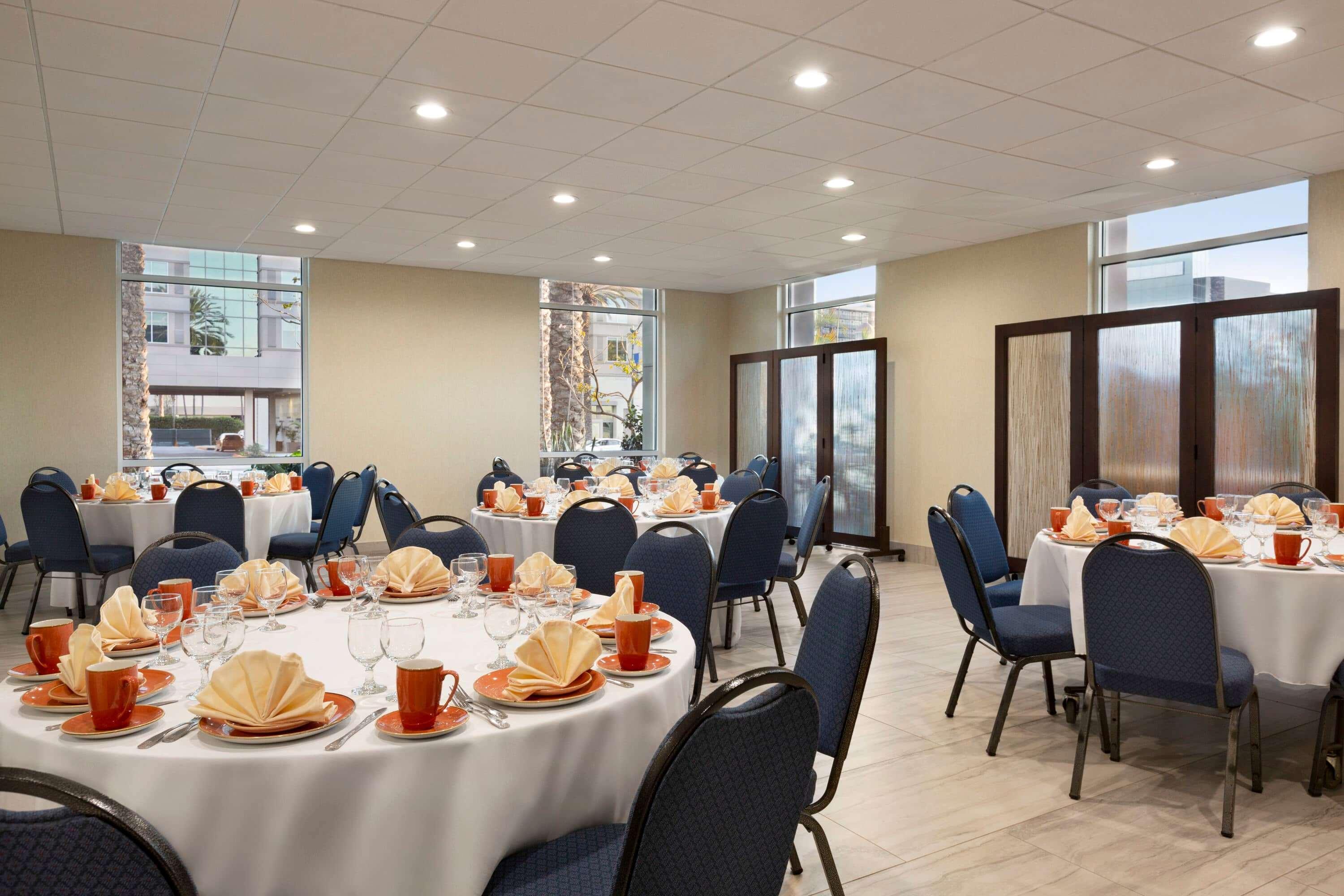 Wyndham Hotel Anaheim