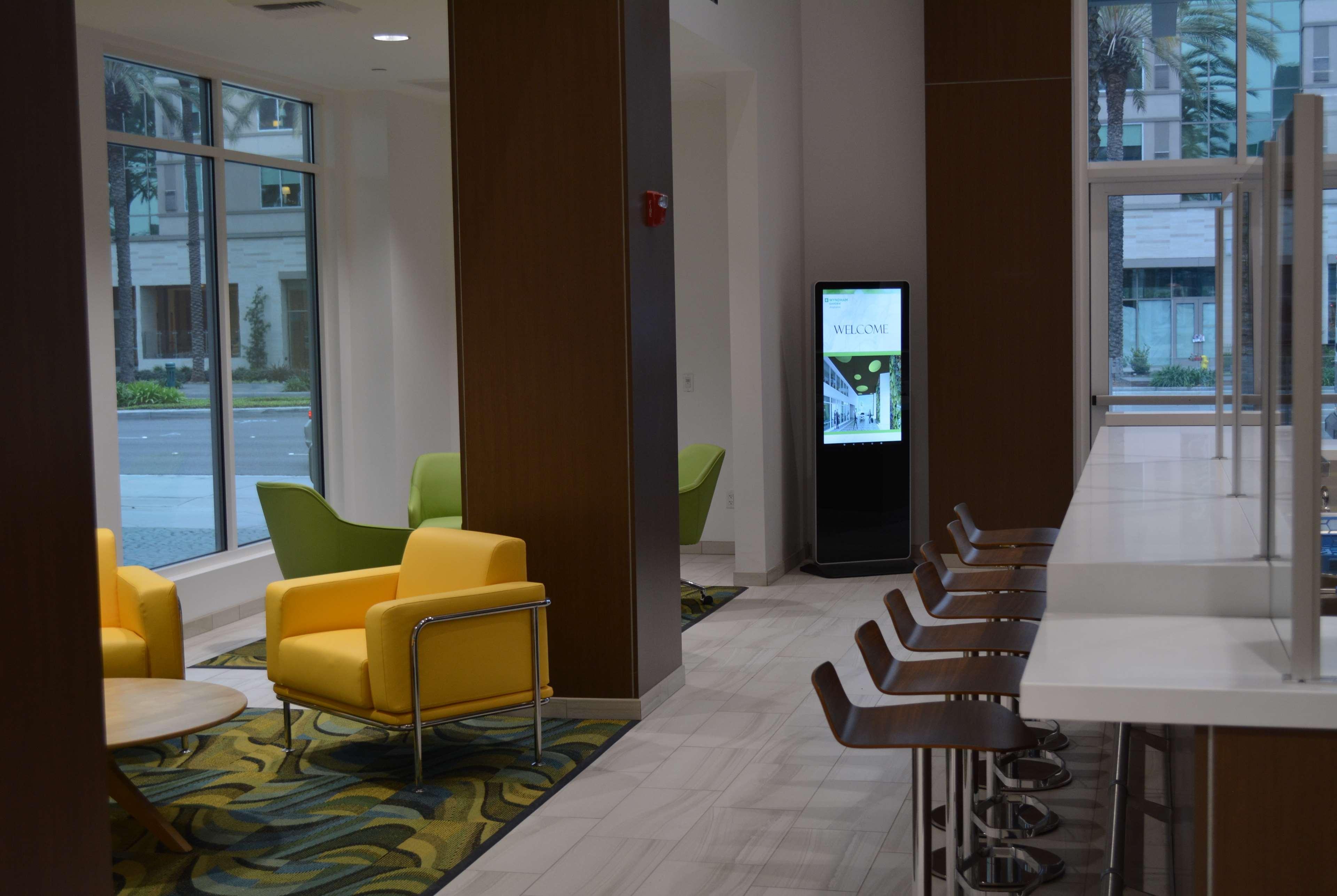 Wyndham 3* Anaheim