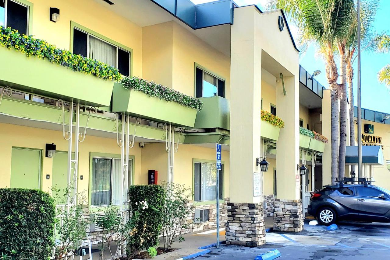 Hotel Quality & At The Park Anaheim