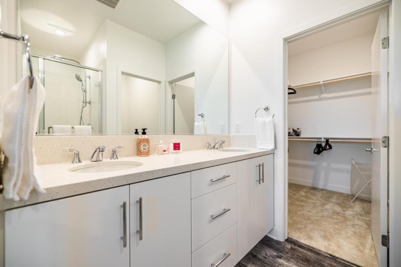 Firework View 3 Bedrooms Townhouse Kitchen Fast Wifi * Anaheim