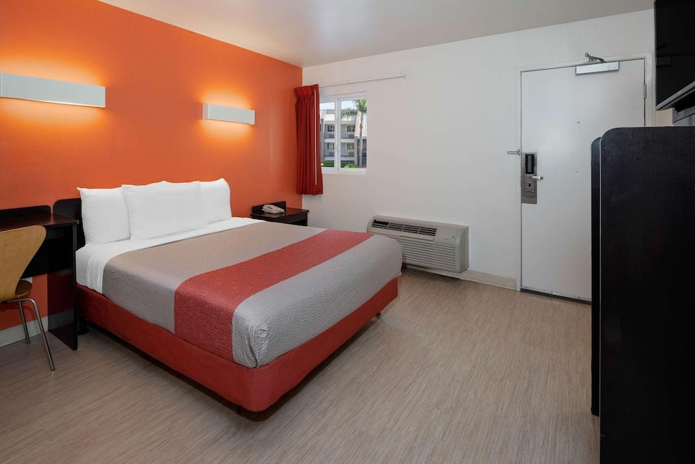6-anaheim, Ca - Maingate Hotel 2*