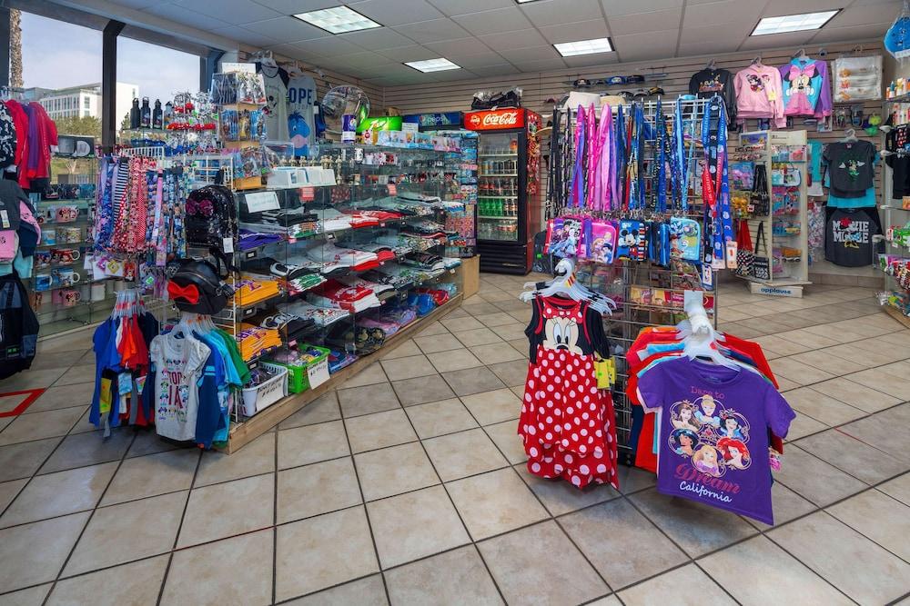 6-anaheim, Ca - Maingate