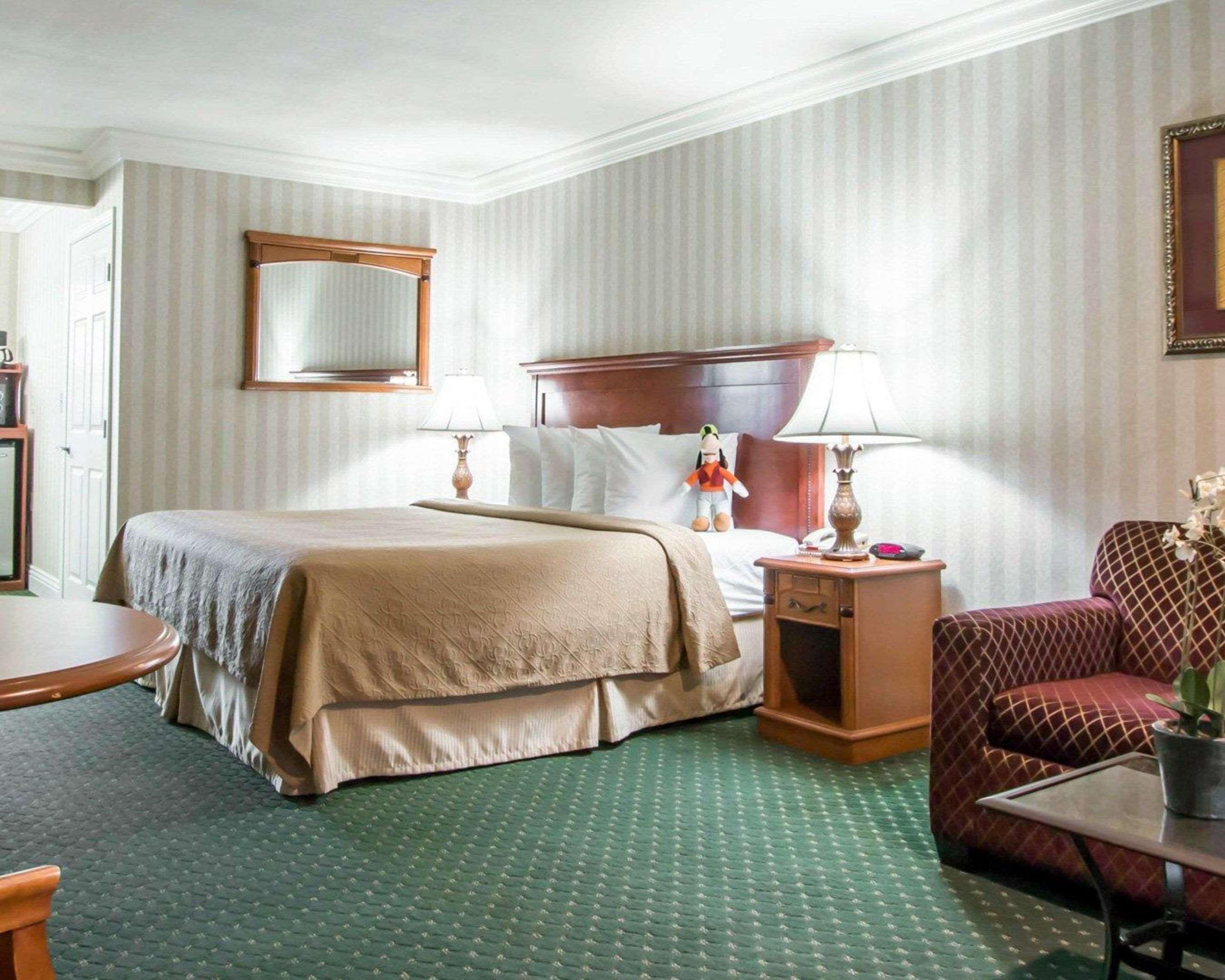 Quality & Maingate Hotel 2*