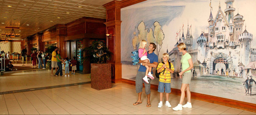Disneyland Hotel 4*