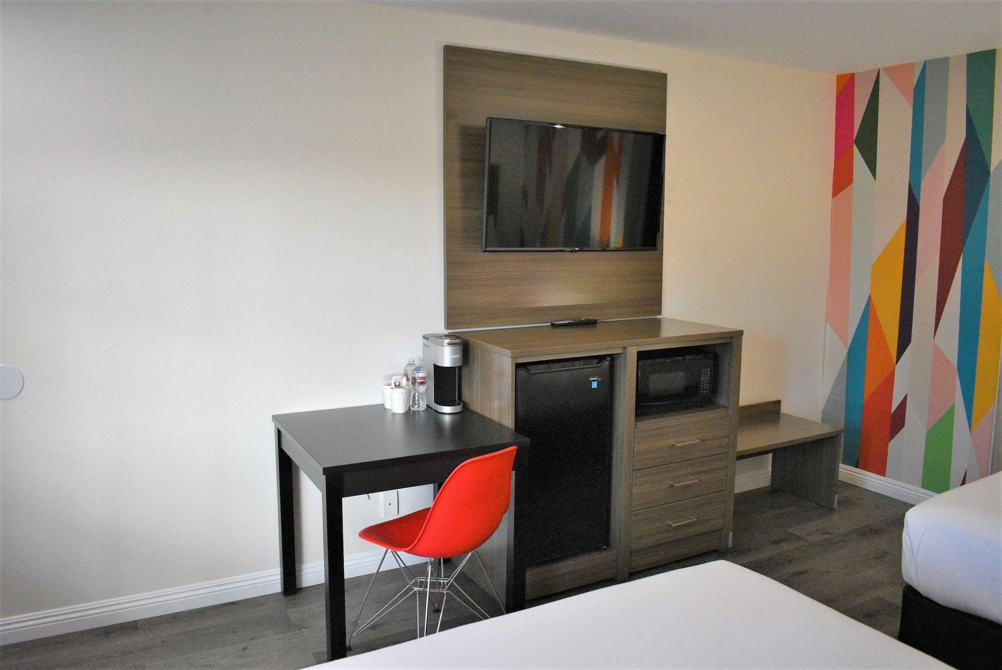 Signature Maingate Anaheim