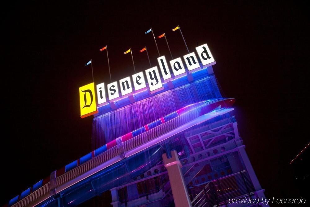Disneyland Hotel Anaheim