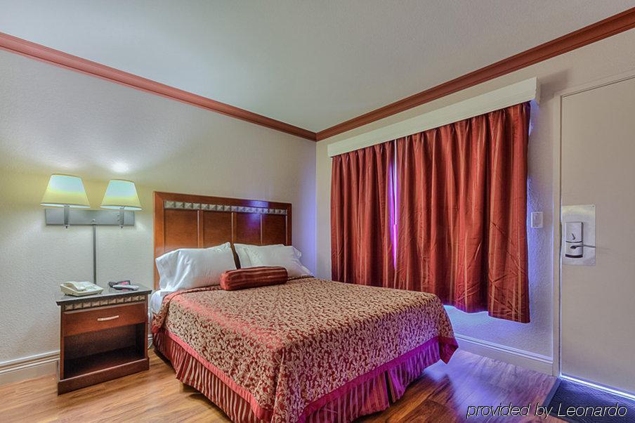 414 3* Anaheim