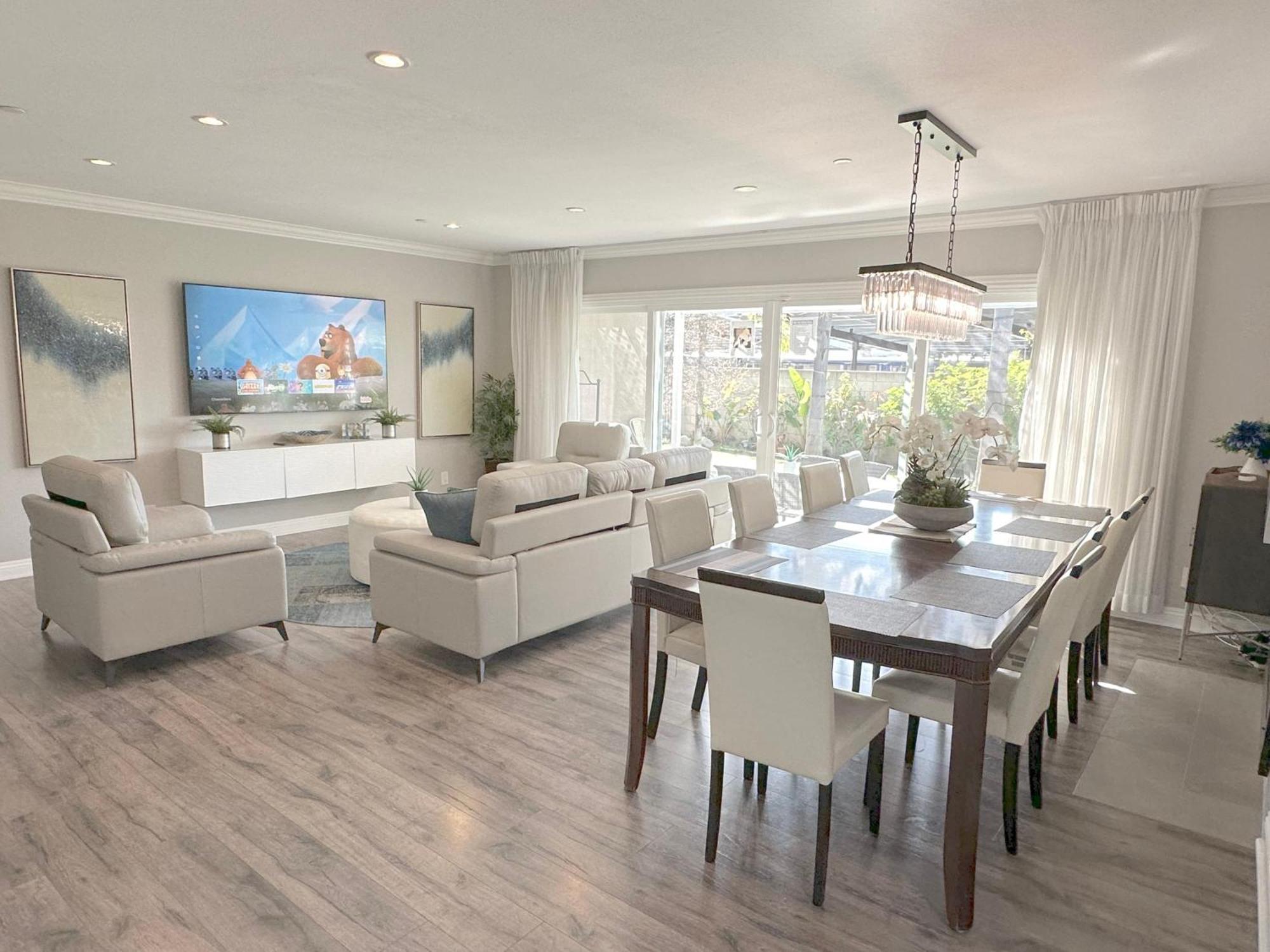 Villa Disneyland Paradise 6 Bedroom 4 Bathroom Pool Games Anaheim