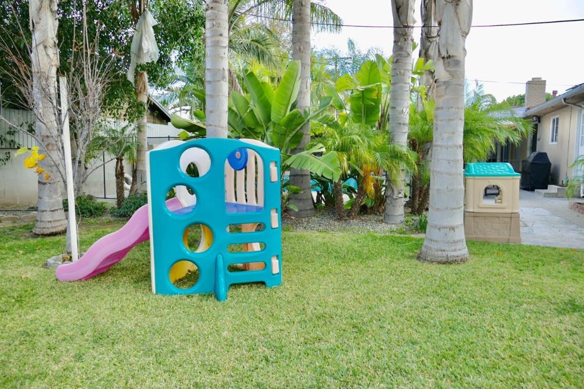 Palm Disneyland Pool 4 Bedroom 3 Bath Hottub Casa de férias