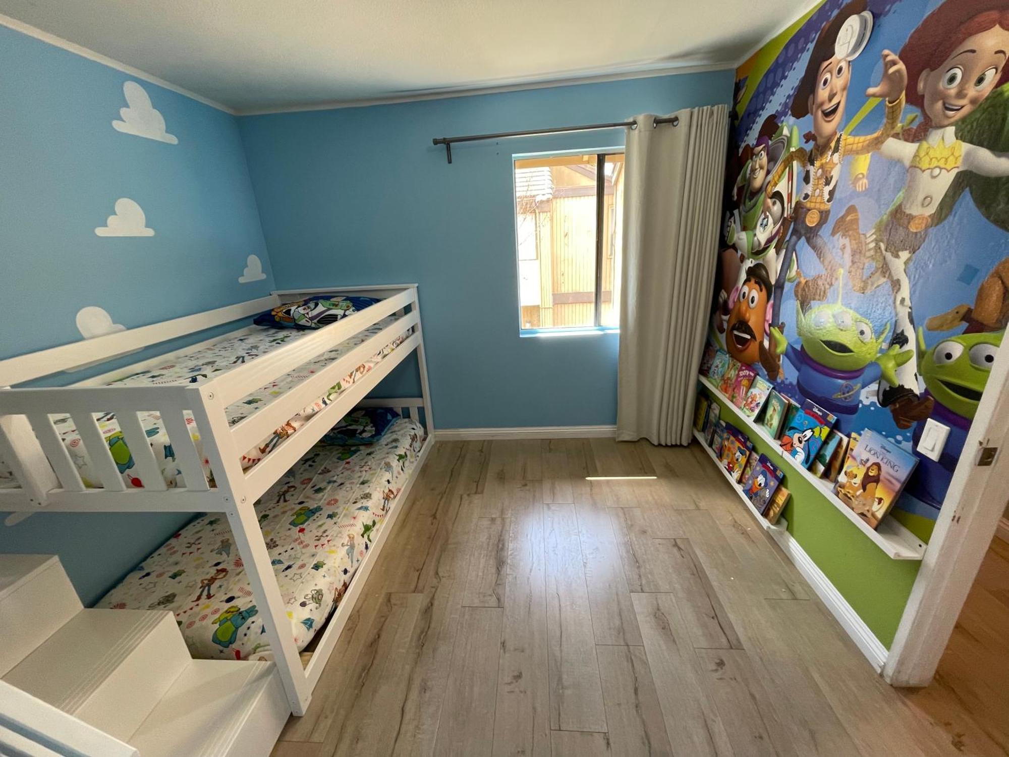 Magical Xcape: Disney-adjacent Retreat With Pools And Holiday home *