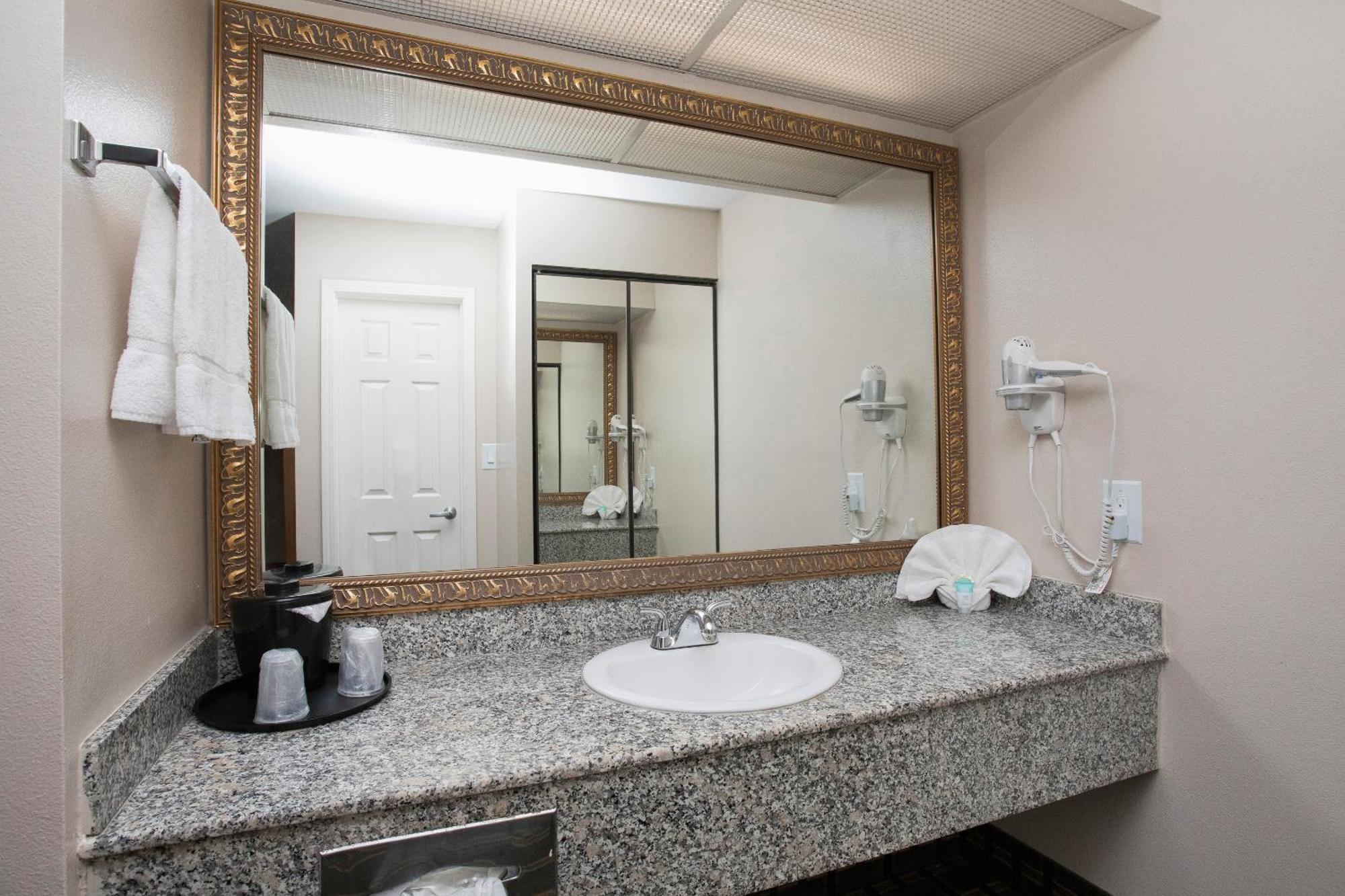 Hotel Stanford & Anaheim