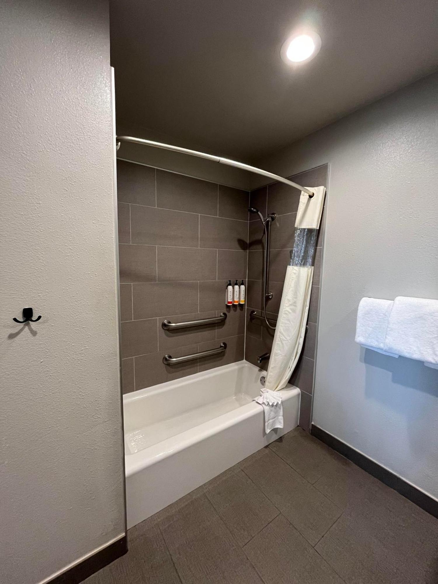 Hotel Alamo And - Convention Center Anaheim