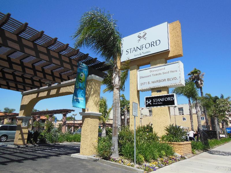 Hotel Stanford & 3*