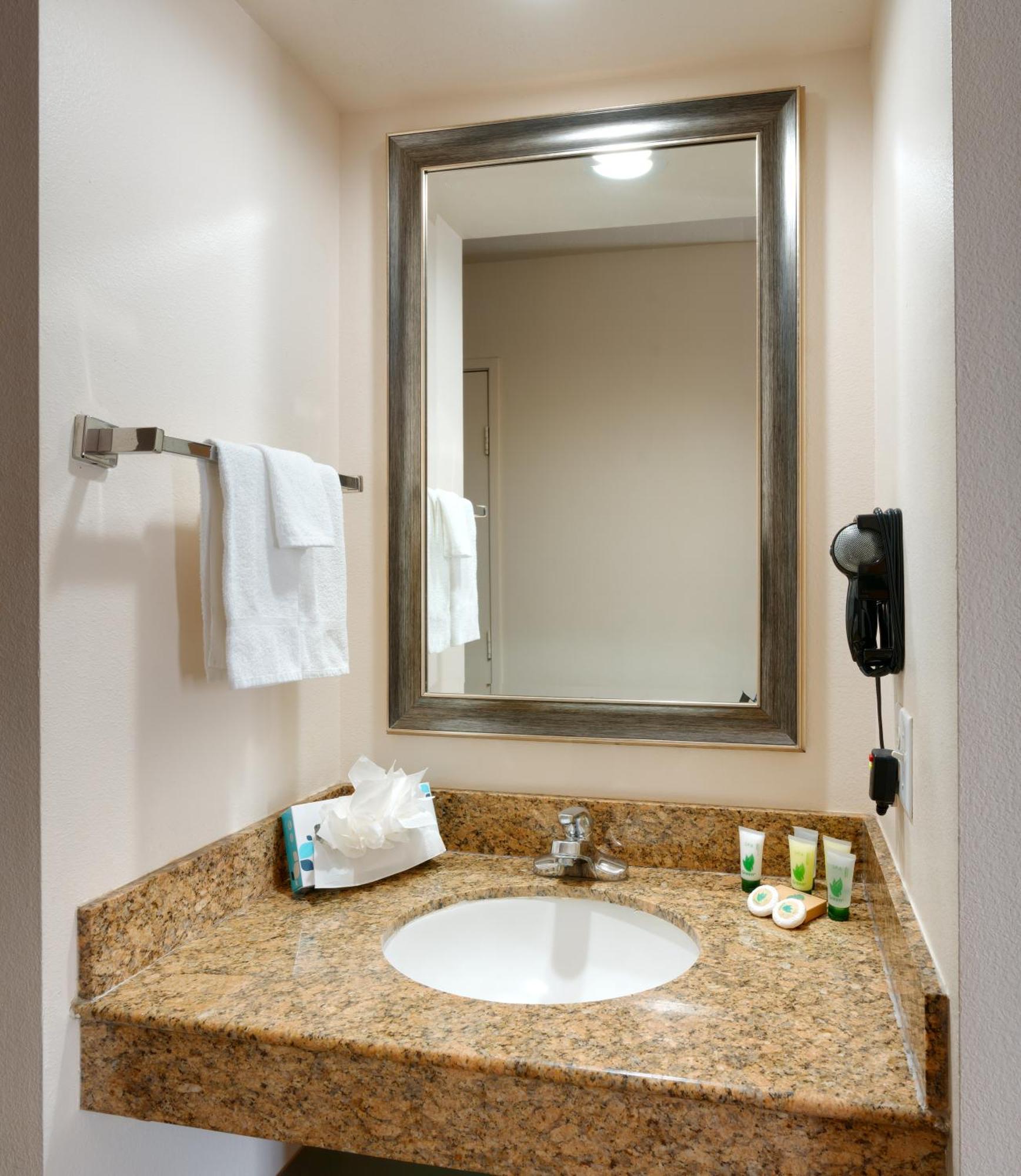 Cortona And Hotel Anaheim