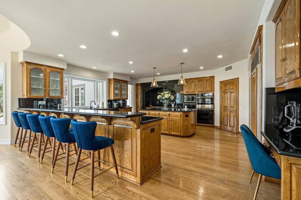 Villa Luxury Oasis With Panoramic Views