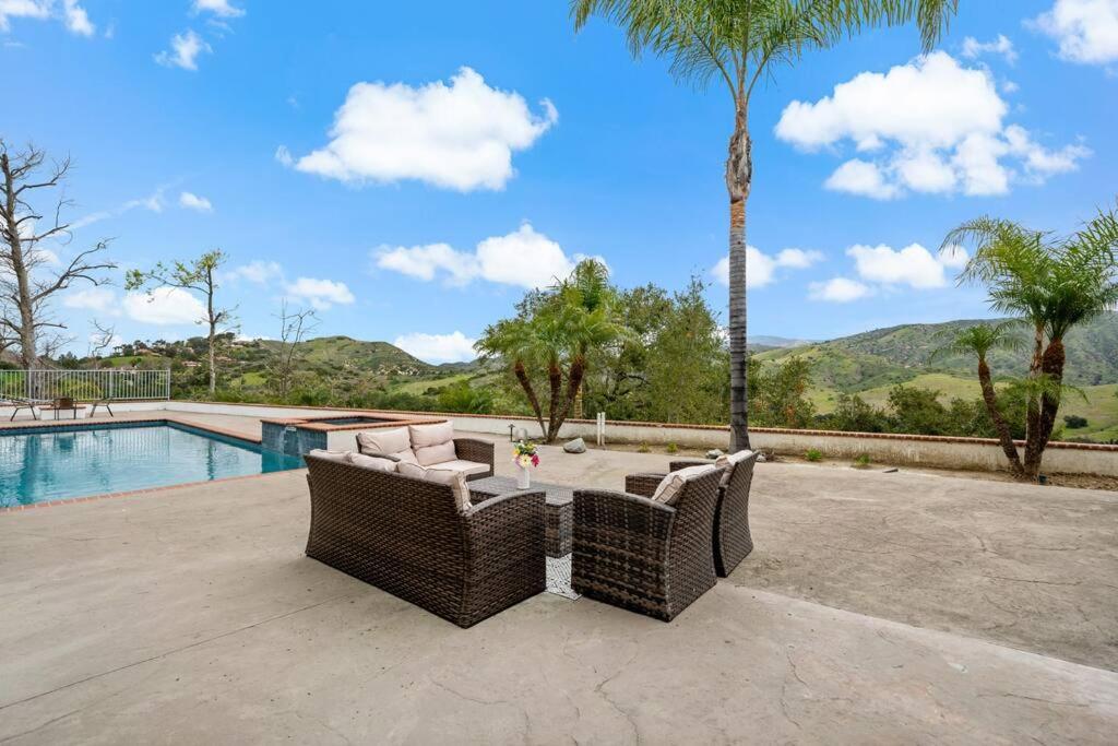 Luxury Oasis With Panoramic Views Anaheim