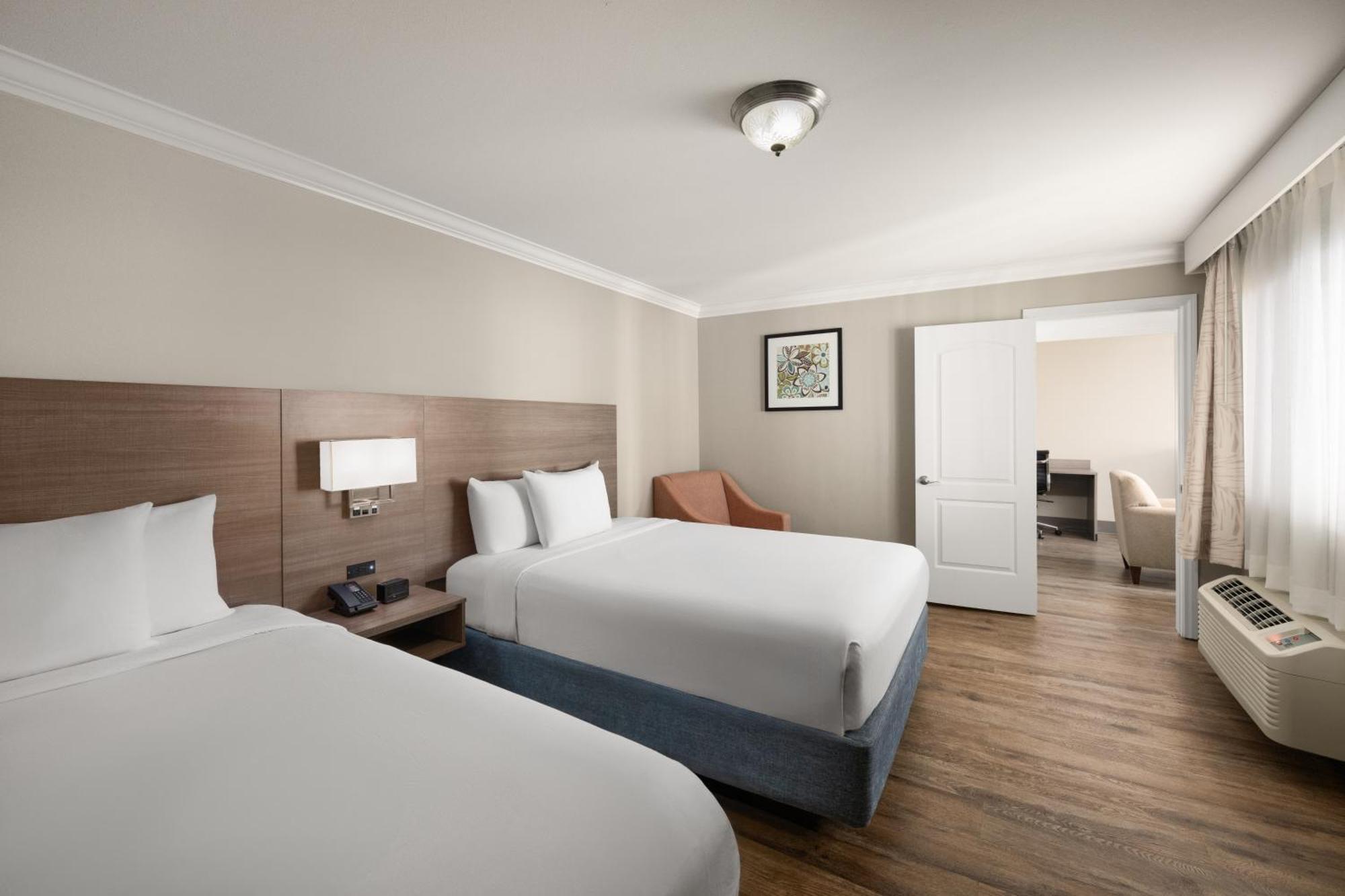 Hotel Solara And