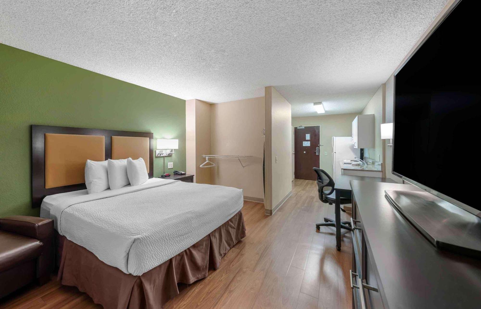 Hotel Extended - Orange County - Hills