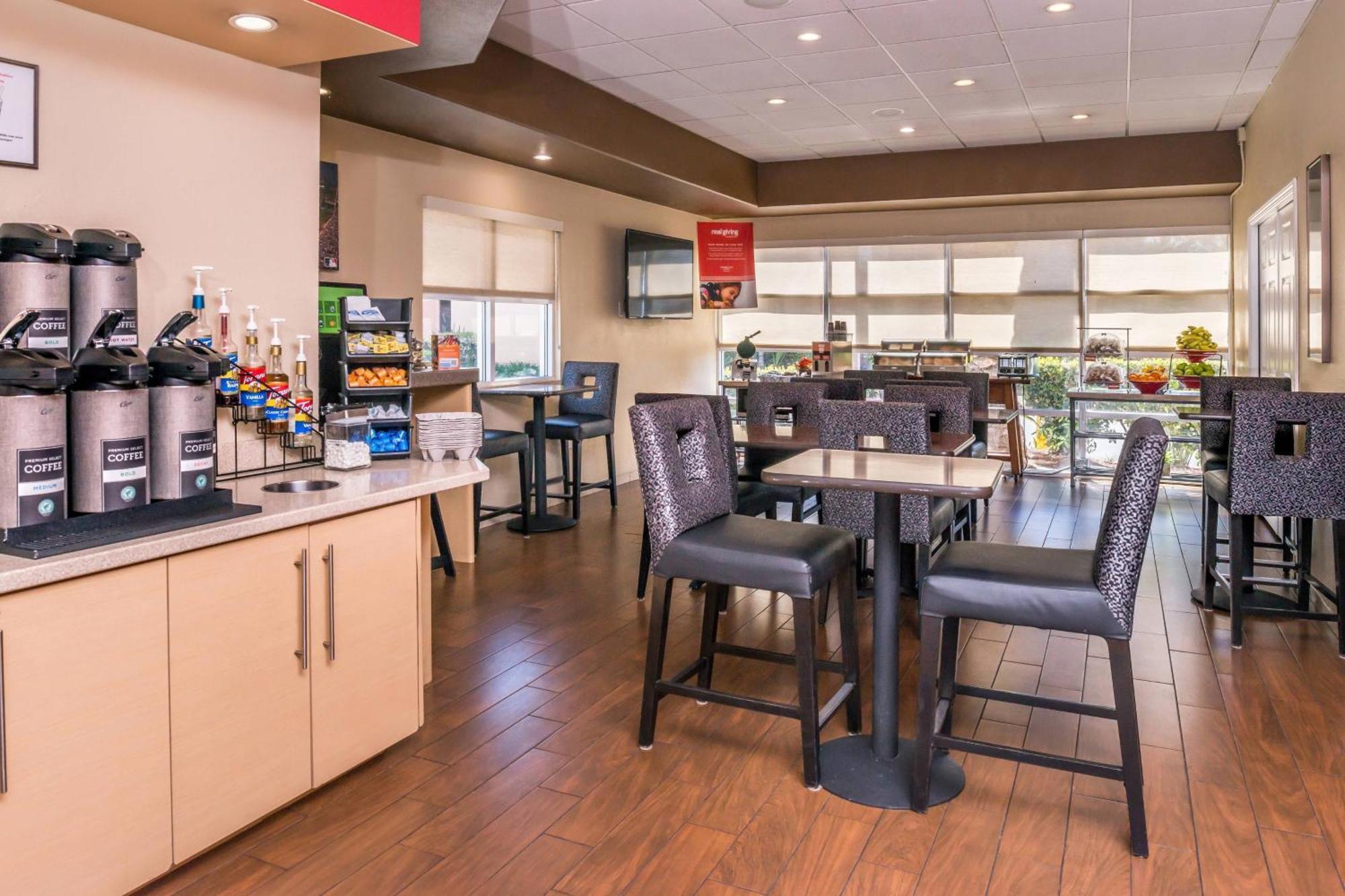 Towneplace By Marriott Maingate Near Angel Stadium Hotel