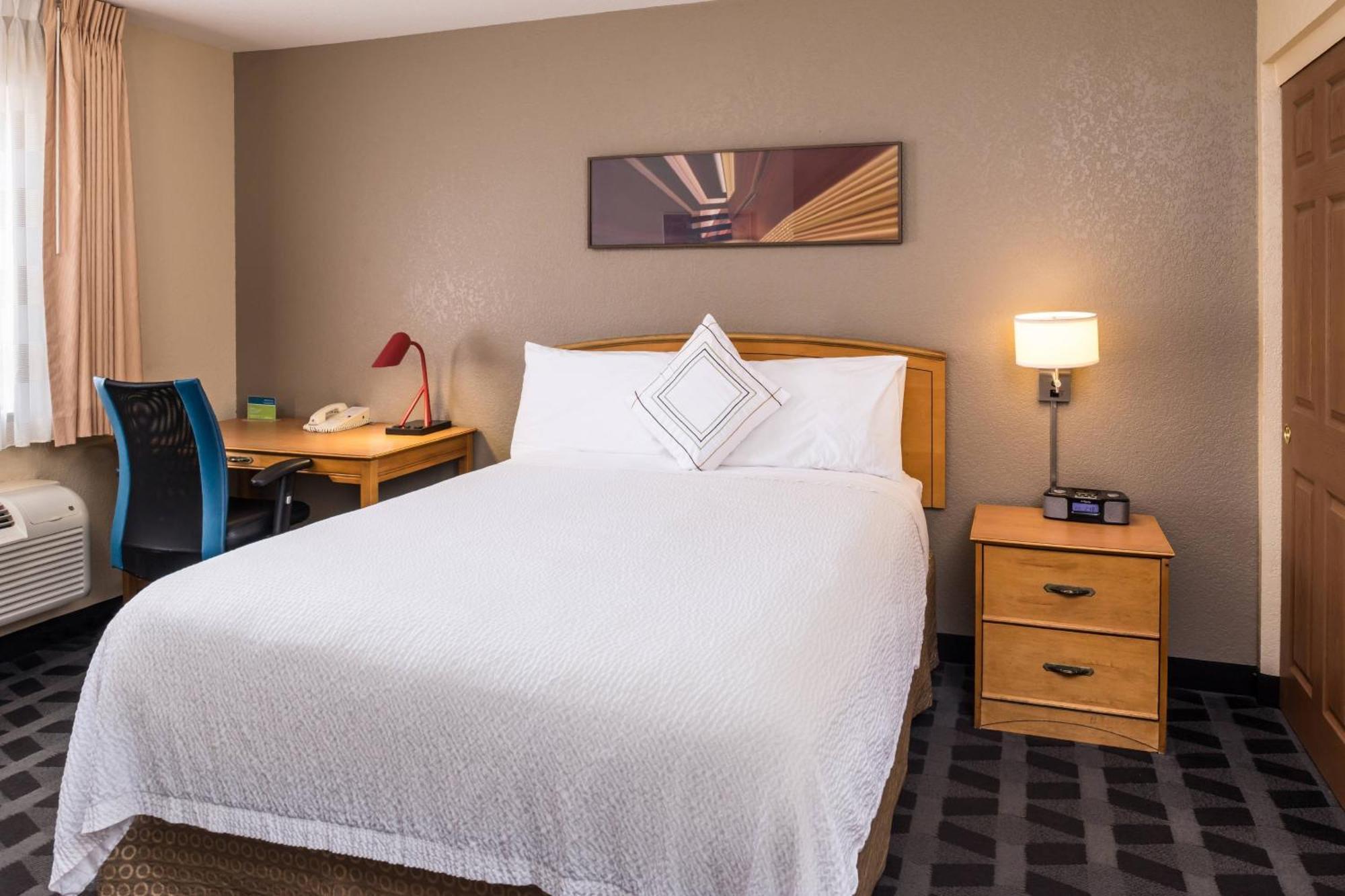 Hotel Towneplace By Marriott Maingate Near Angel Stadium 3*