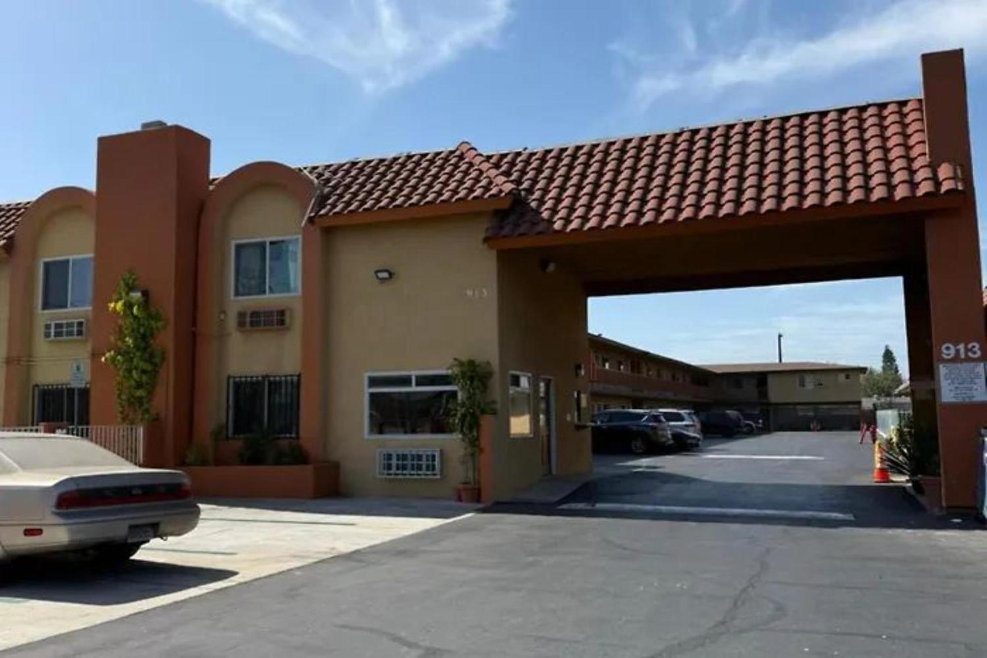 Motel Robinhood West Anaheim