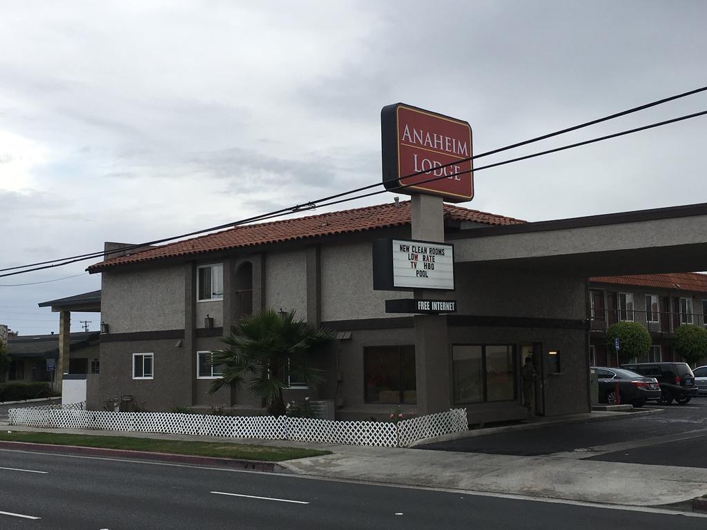 Motel Anaheim Lodge 2*