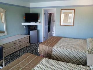 Riviera Motel 2*