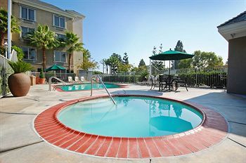 Ayres Hotel