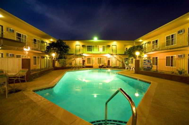 Americas Value & 2* Anaheim