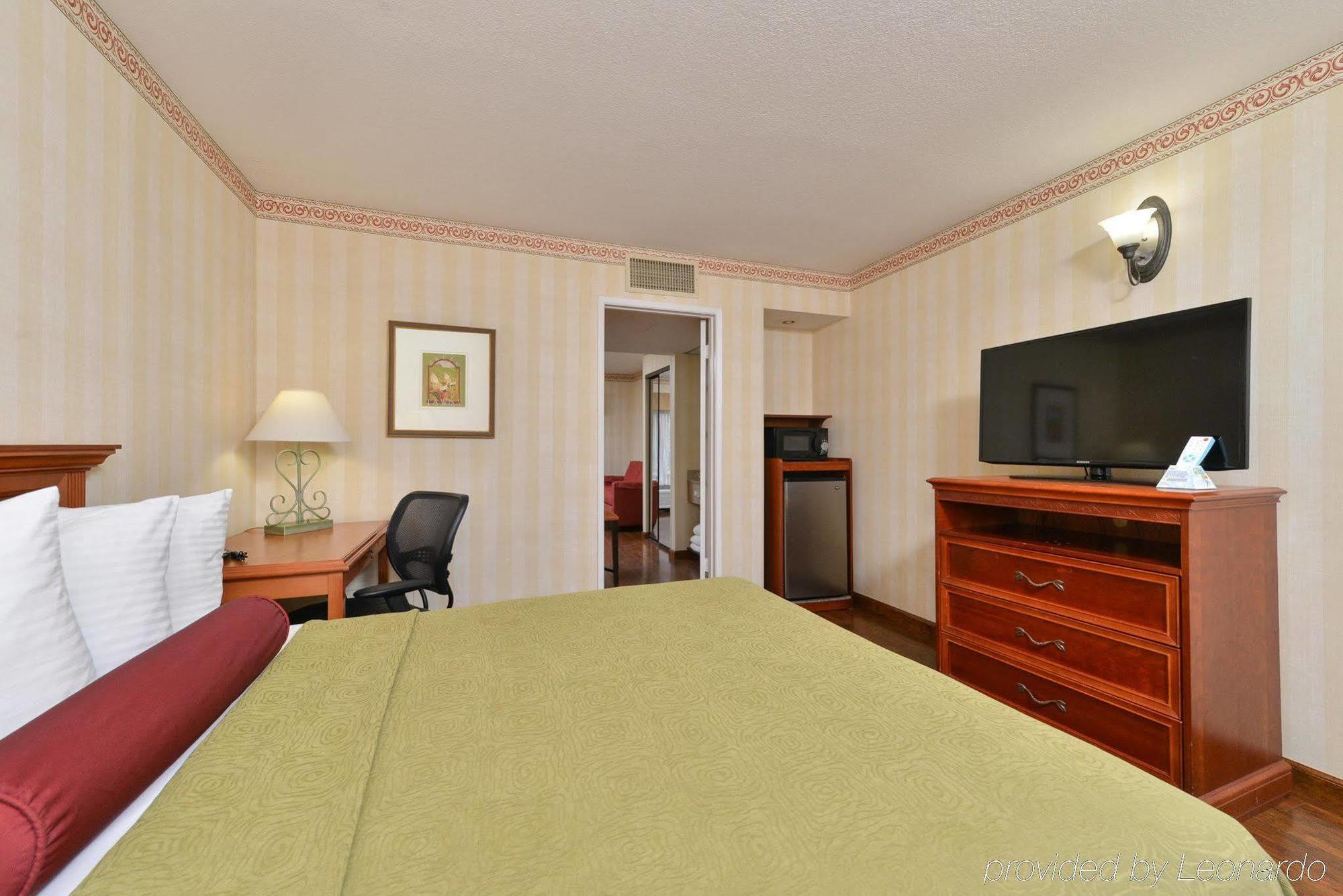 Hotel Western Raffles & Anaheim