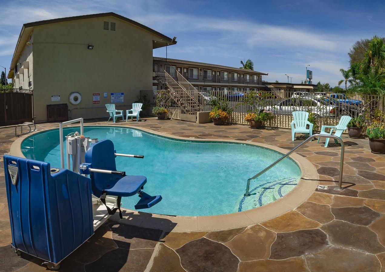 414 Anaheim